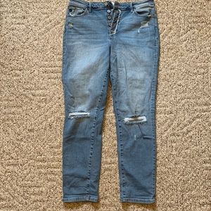 KanCan Buttonfly Mom Jeans